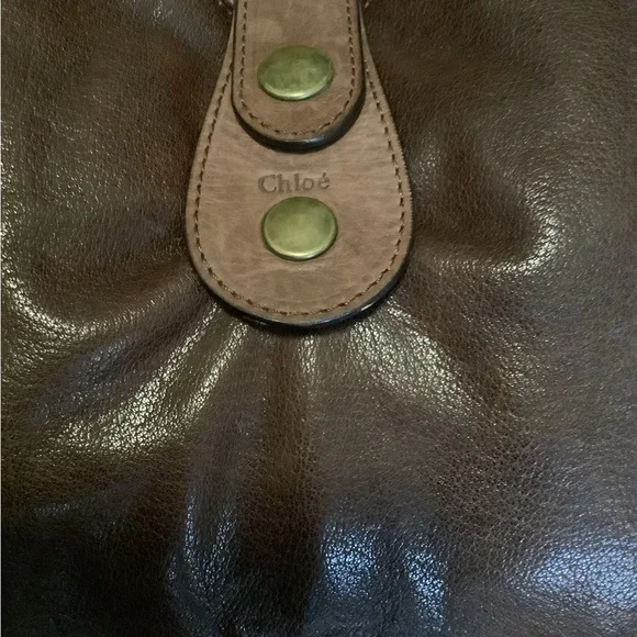 Chloe Silverado - Picture 4 of 14